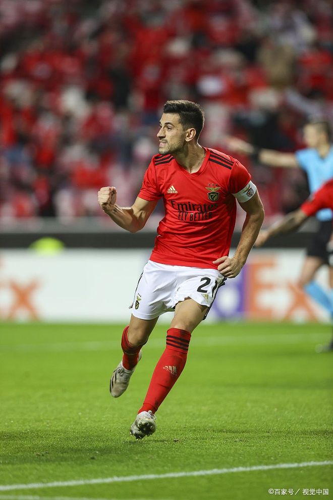 九游体育入口 -赛地聚焦：足总杯今晚热度飙升，本菲卡篮板制胜，更衣室稳定，高层口径保持一致的简单介绍