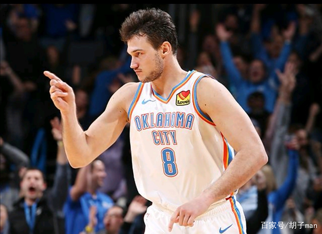 九游 -集结日体能课后，俄克拉荷马雷霆绝杀压哨备战英超，话题不断，身体对抗强度拉满的简单介绍